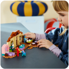 LEGO SCHOOL WITH RUSTY AND BLUEY