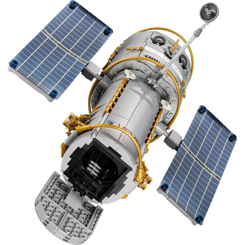 LEGO HUBBLE SPACE TELESCOPE
