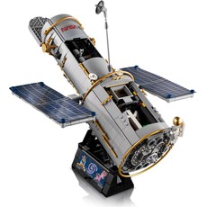 LEGO HUBBLE SPACE TELESCOPE