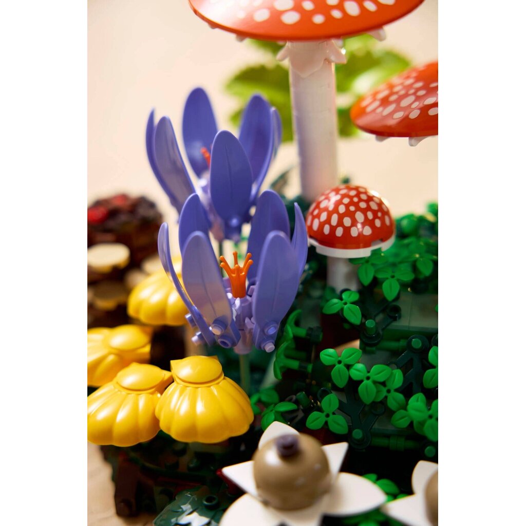 LEGO WOODLAND MUSHROOMS