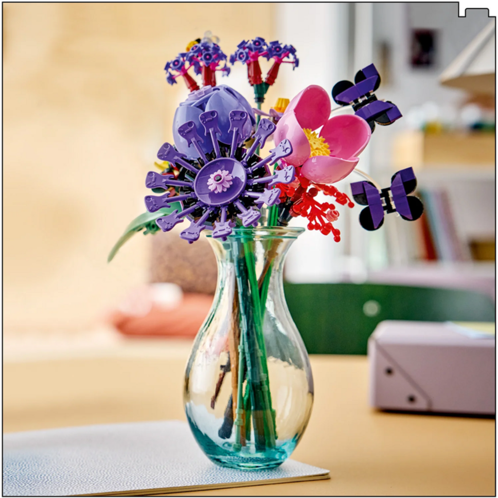 LEGO OLIVIA RODRIGO'S FLOWER BOUQUET