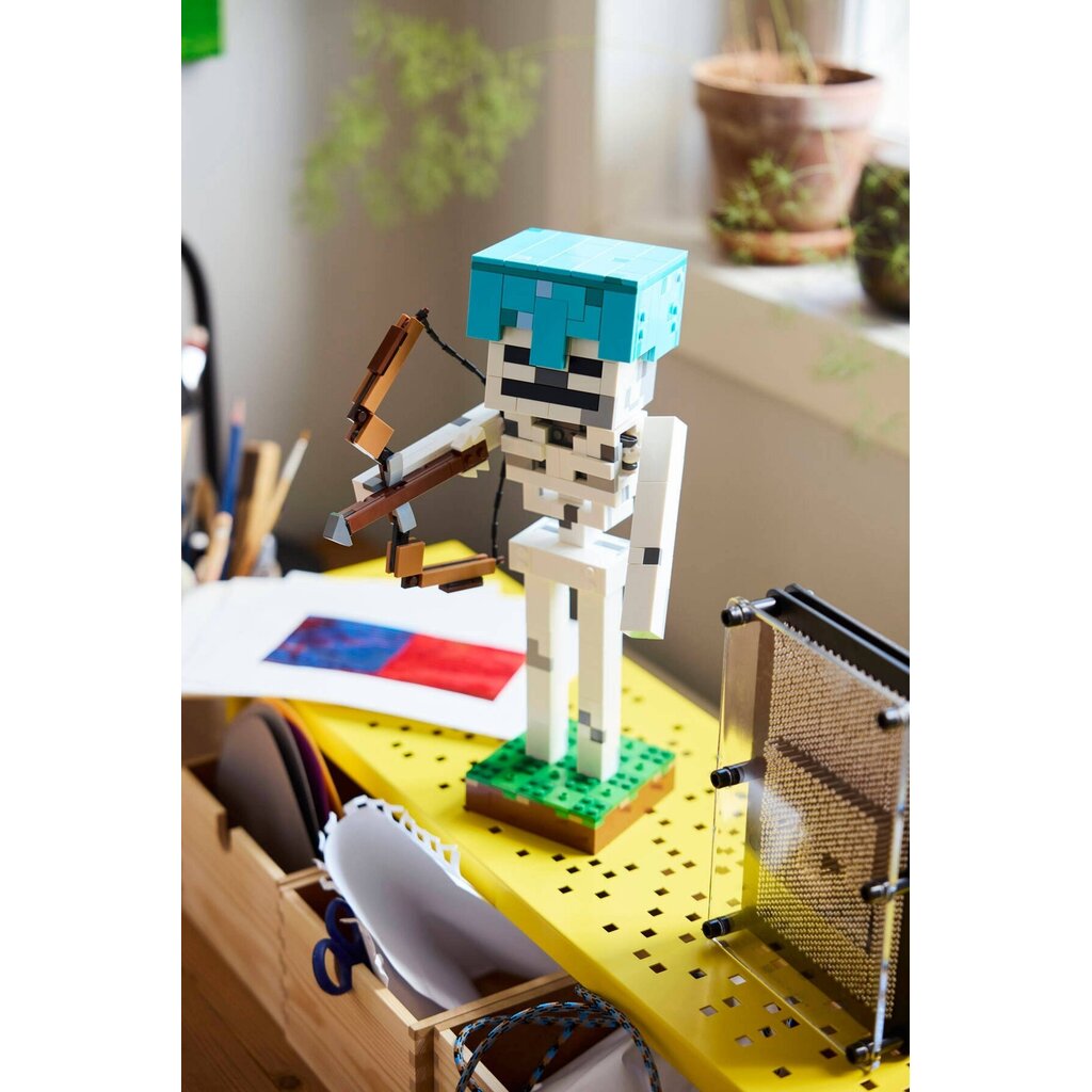 LEGO THE SKELETON