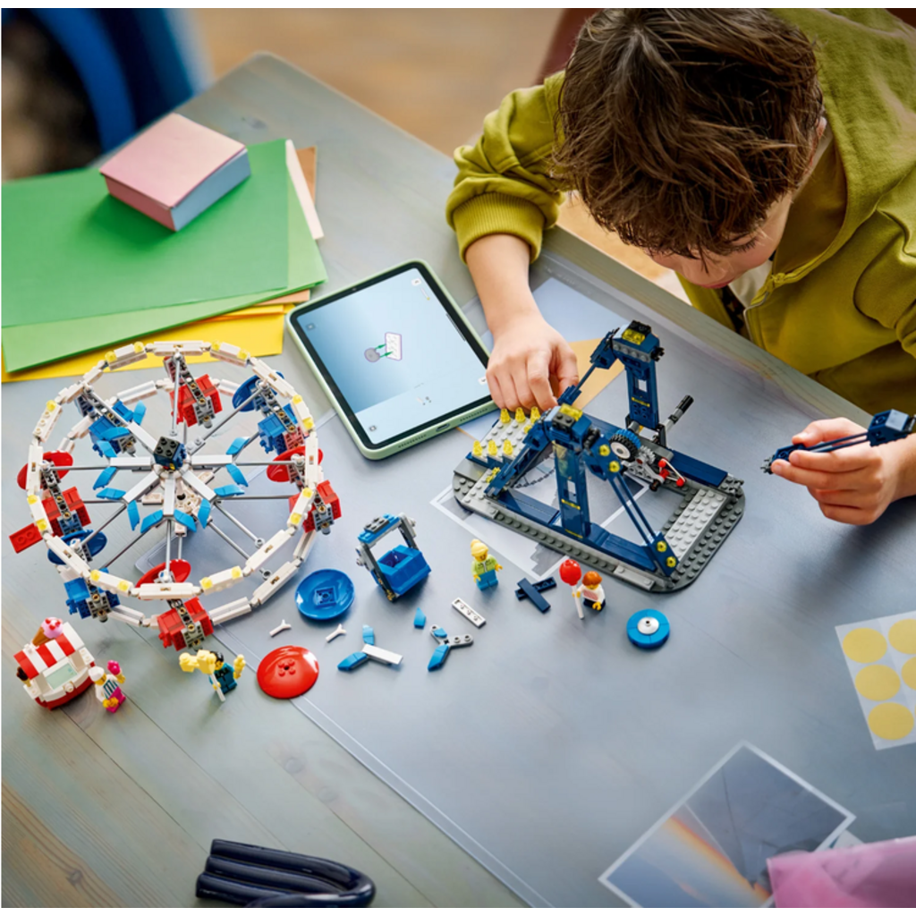 LEGO ICONIC FERRIS WHEEL