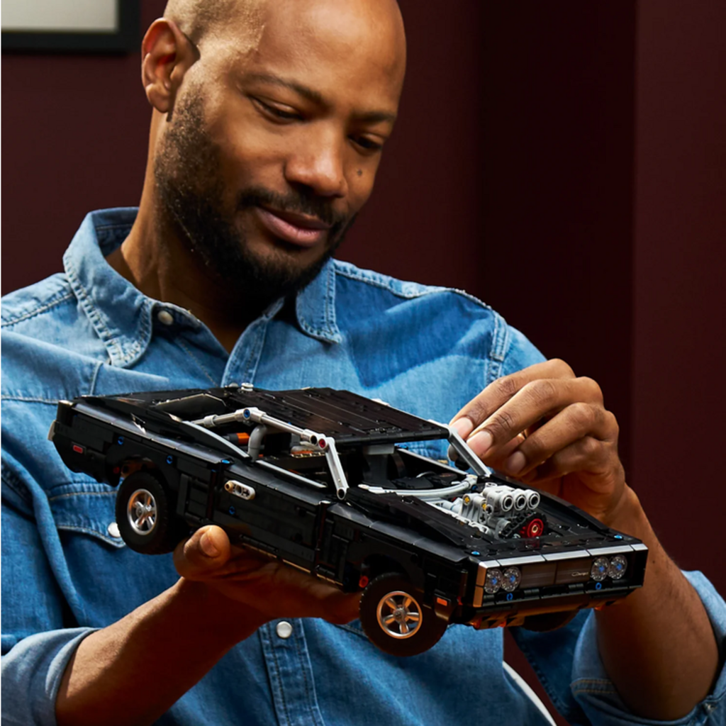 LEGO FAST & FURIOUS DODGE CHARGER R/T CAR