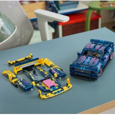 LEGO CUSTOM GARAGE FORD MUSTANG GT CAR