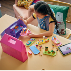 LEGO CREATIVE DOLLHOUSE SUITCASE