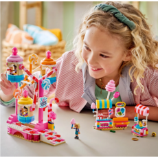 LEGO CANDY & CUPCAKE FERRIS WHEEL