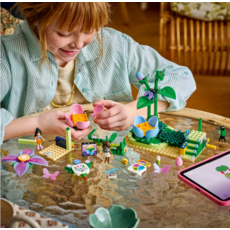 LEGO SPINNING FLOWER & FAIRY TEACUP RIDE