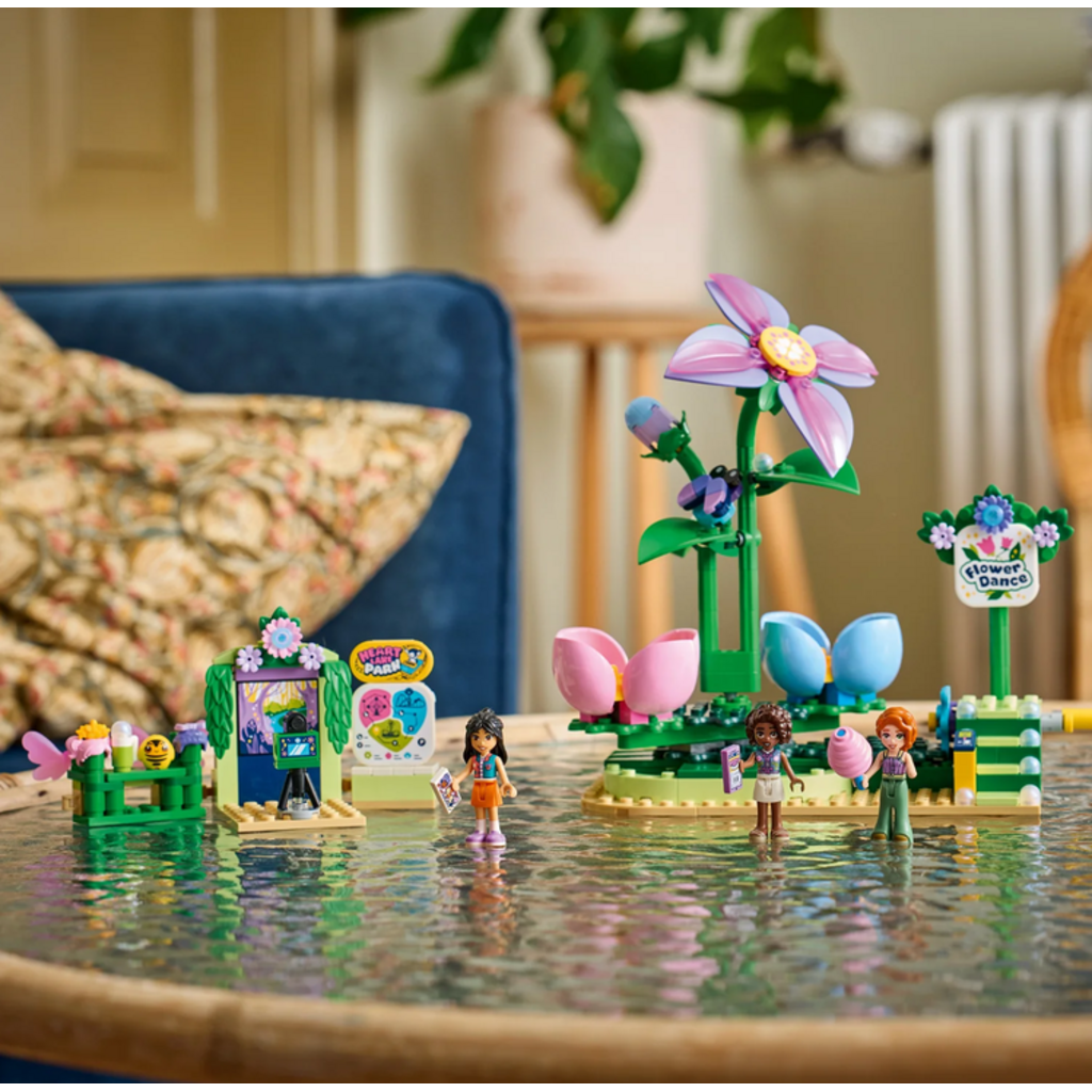 LEGO SPINNING FLOWER & FAIRY TEACUP RIDE