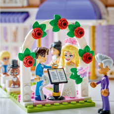 LEGO HEARTLAKE CITY GRAND HOTEL