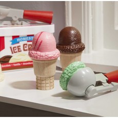 MELISSA AND DOUG ICE CREAM CONE PLAYSET