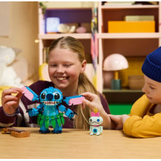LEGO STITCH & SCRUMP