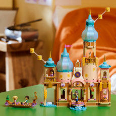 LEGO RAPUNZEL'S CASTLE