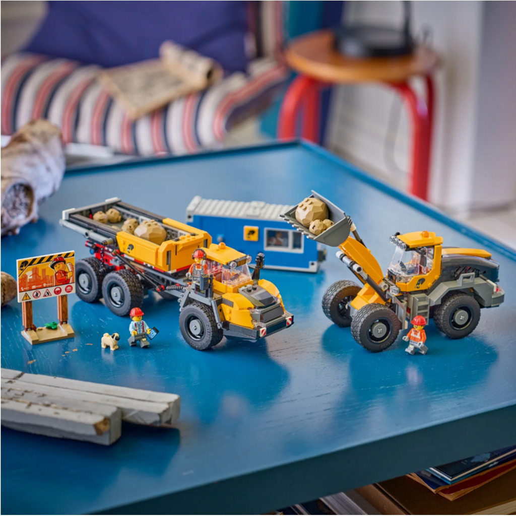 LEGO DUMP TRUCK & FRONT END LOADER