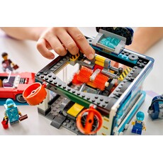 LEGO DRIVE-THROUGH CAR WASH