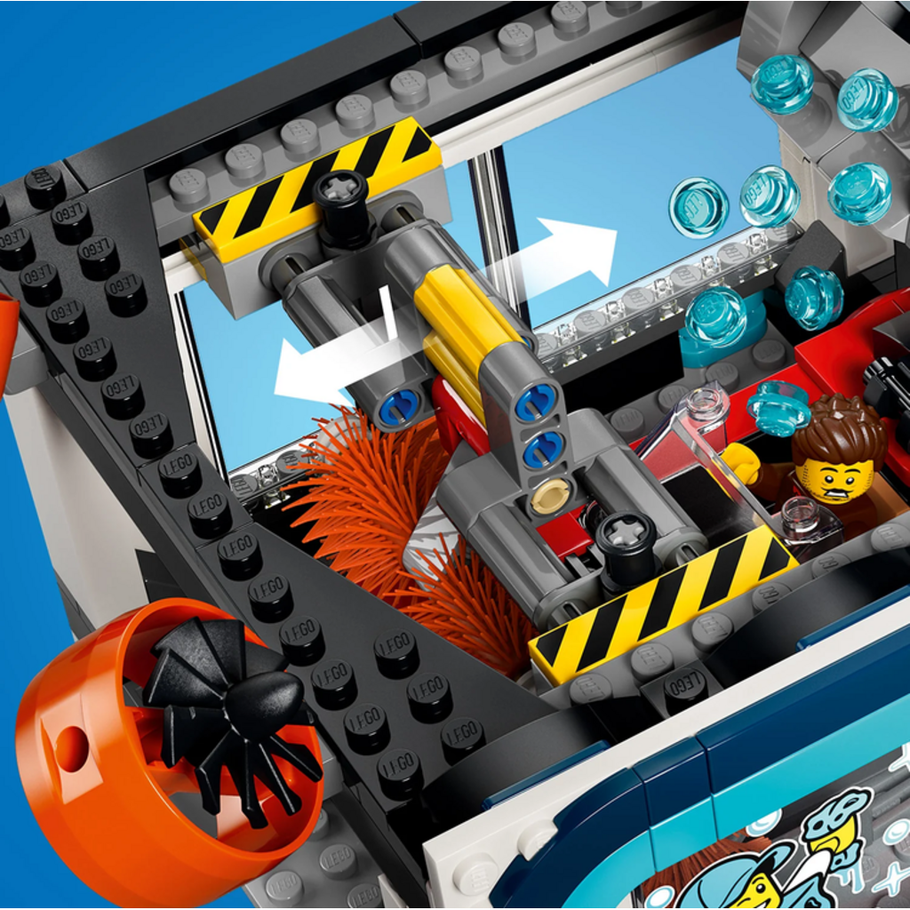 LEGO DRIVE-THROUGH CAR WASH