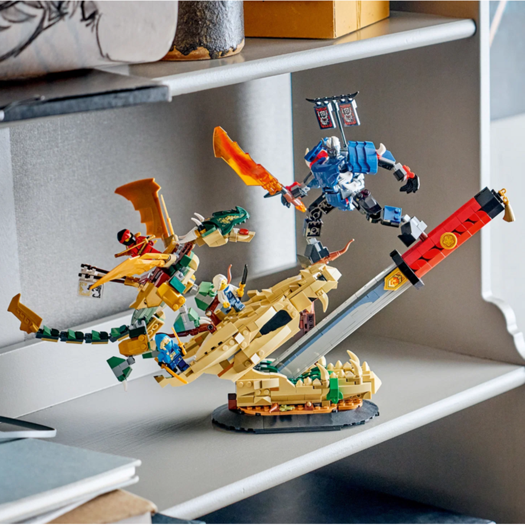 LEGO BATTLE AT THE DRAGON'S BLADE