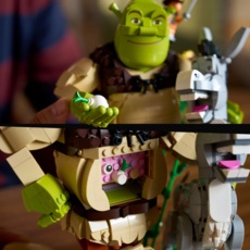 LEGO SHREK, DONKEY & PUSS IN BOOTS