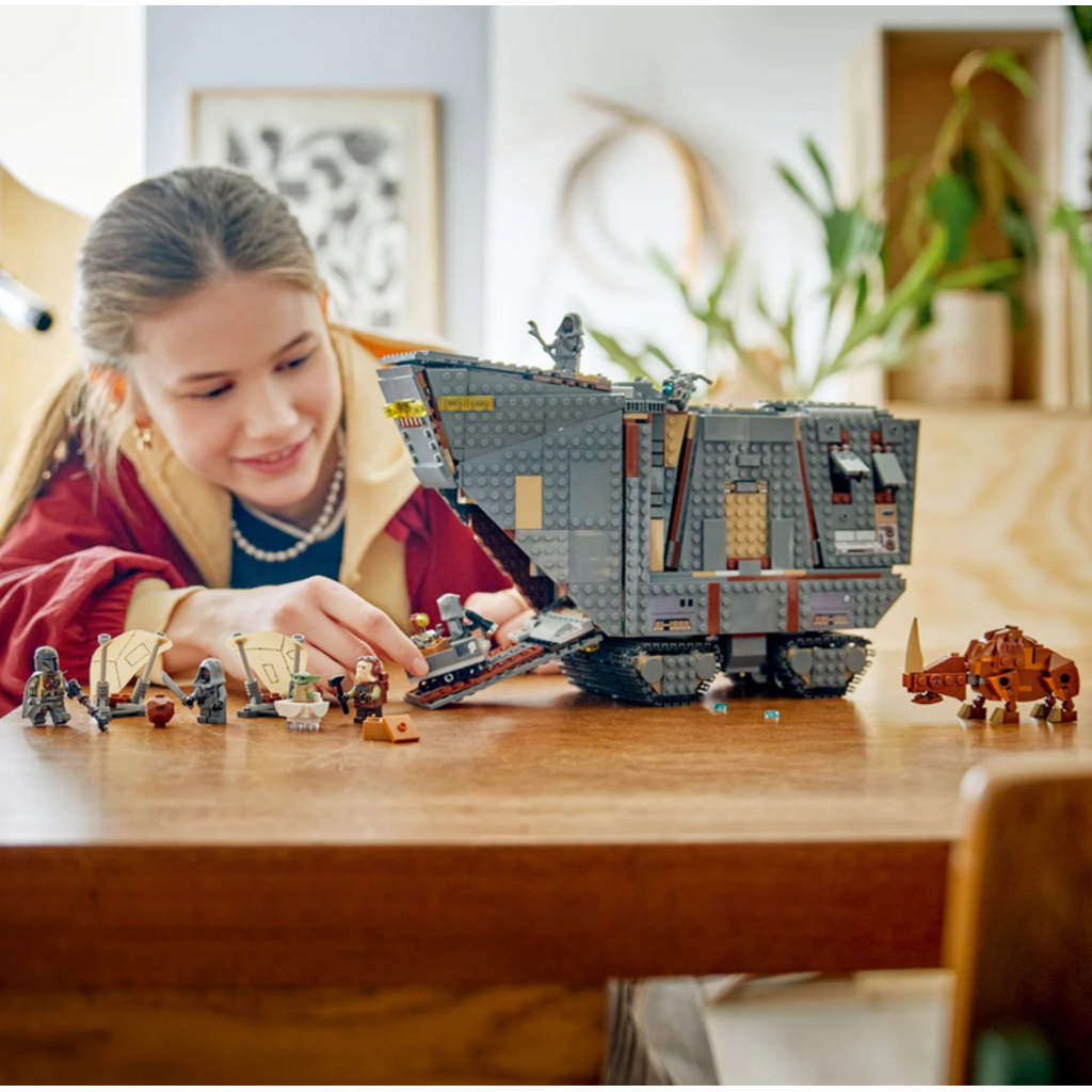 LEGO OFFWORLD SANDCRAWLER AND MUDHORN