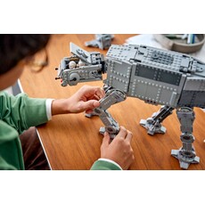 LEGO IMPERIAL REMNANT AT-AT WITH INT-4