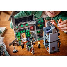 LEGO KNOCKTURN ALLEY WIZARDING SHOPS