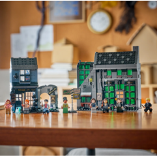 LEGO KNOCKTURN ALLEY WIZARDING SHOPS