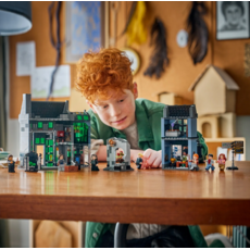 LEGO KNOCKTURN ALLEY WIZARDING SHOPS