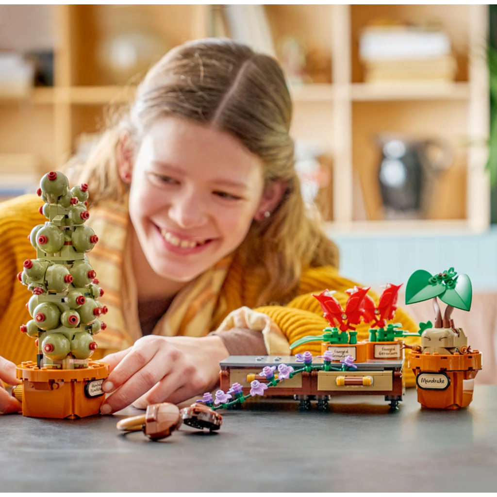 LEGO HOGWARTS HERBOLOGY PLANTS