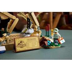LEGO DINOSAUR FOSSILS: TRICERATOPS