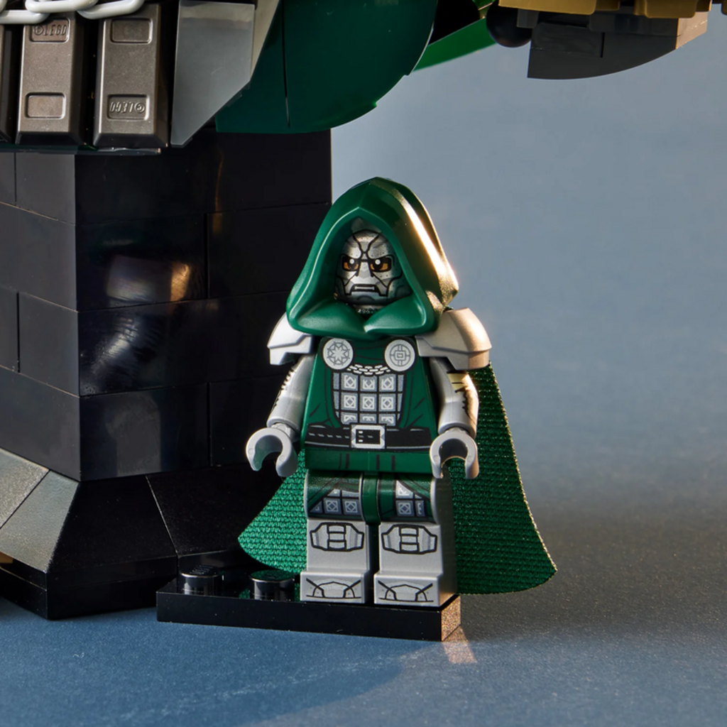 LEGO DOCTOR DOOM BUST