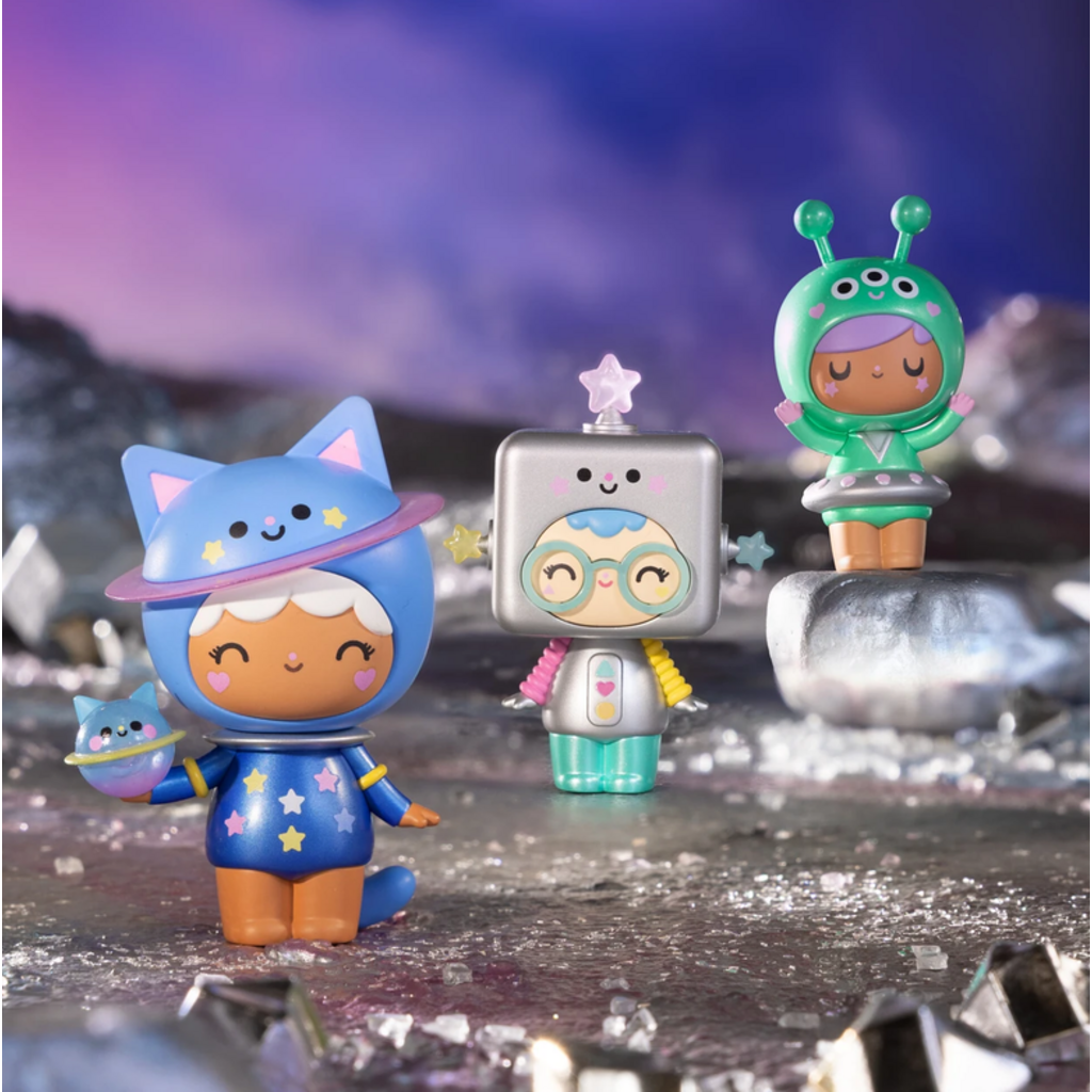 MOMIJI OUT OF THIS WORLD MESSAGE DOLL BLIND BOX