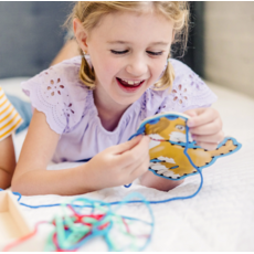 MELISSA AND DOUG PETS LACE & TRACE