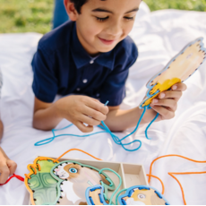 MELISSA AND DOUG PETS LACE & TRACE