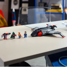 LEGO AVENGERS DOOMSDAY QUINJET
