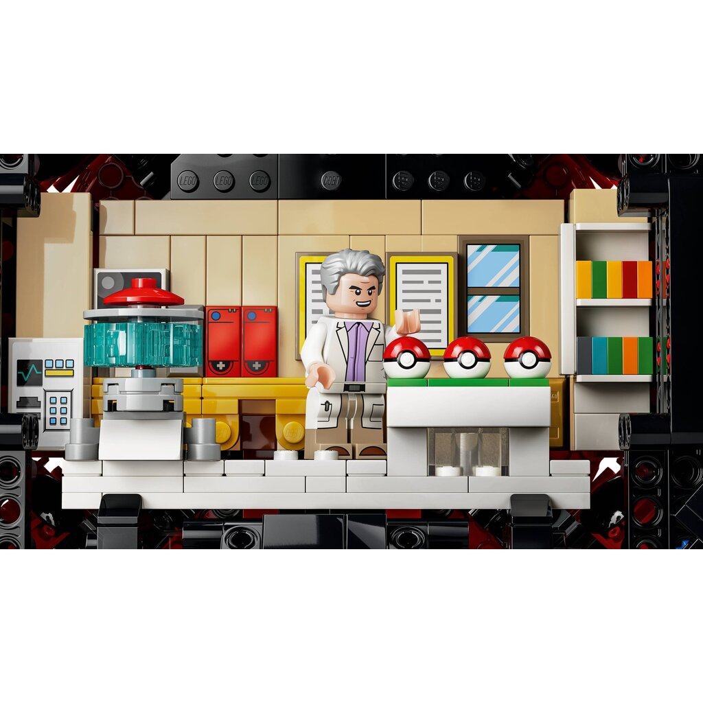 LEGO ICONIC TRAINER MOMENTS POKE BALL