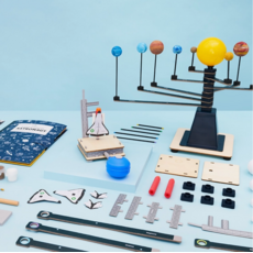 ASTRONAUT STARTER KIT