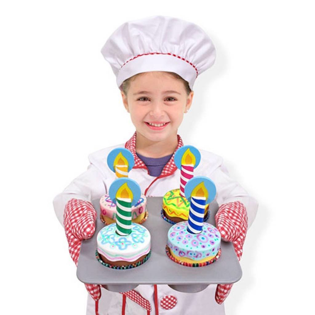 MELISSA AND DOUG BAKE AND DECORATE CUPCAKES