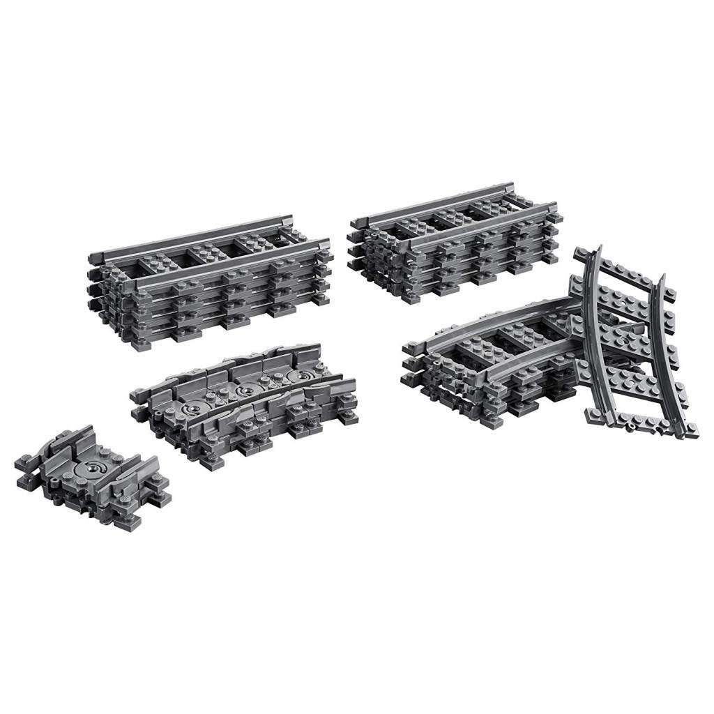 LEGO Trains RC : Boite complémentaire Rails droit et courbes - Set 60205  complet