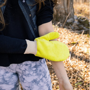 TiCK MiTT TiCK MiTT Microfiber Tick Remover for Dogs & Cats, Yellow