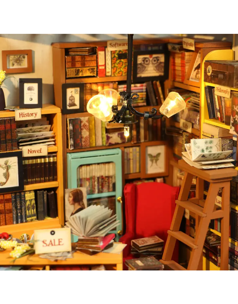 Mini House Kit | Sam's Study