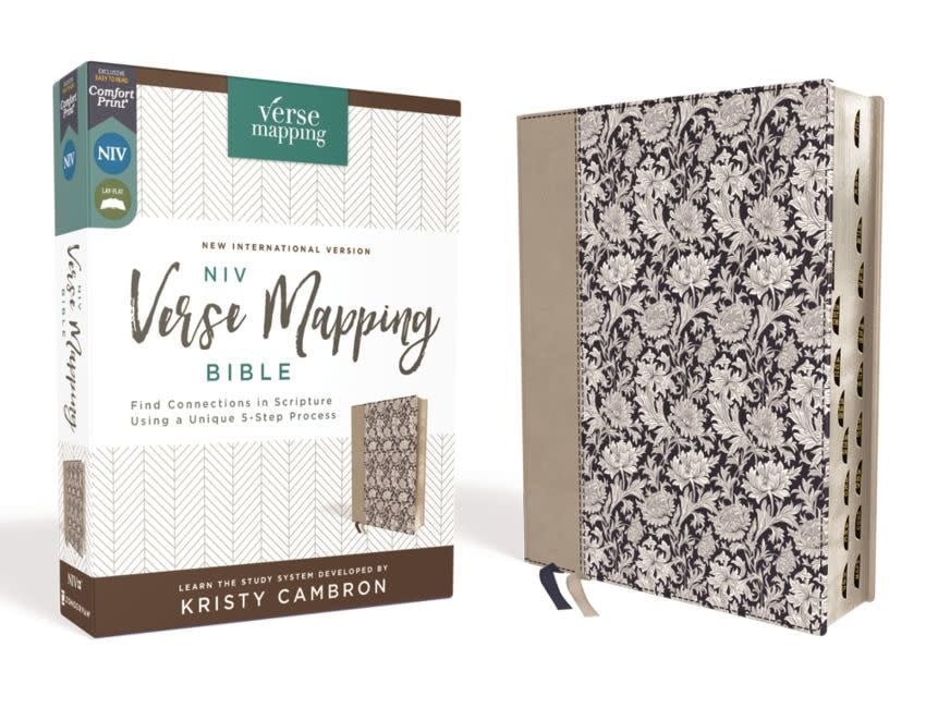 NIV, Verse Mapping Bible, Leathersoft, Navy Floral, Thumb Indexed, Comfort Print