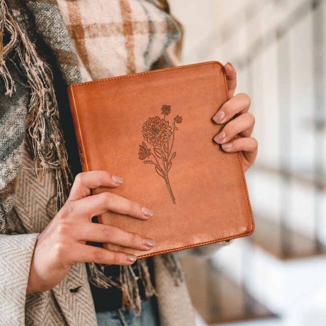 ESV Journaling Bible - Sierra Theme