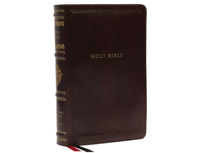 NKJV, Personal Size Reference Bible, Sovereign Collection, Leathersoft, Brown, Red Letter, Thumb Indexed, Comfort Print