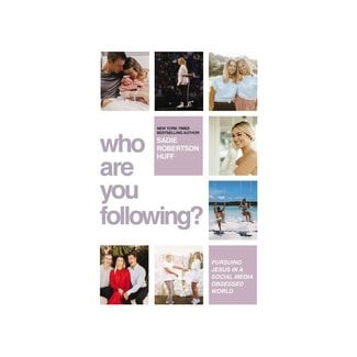 Sadie Robertson Who Are You Following?