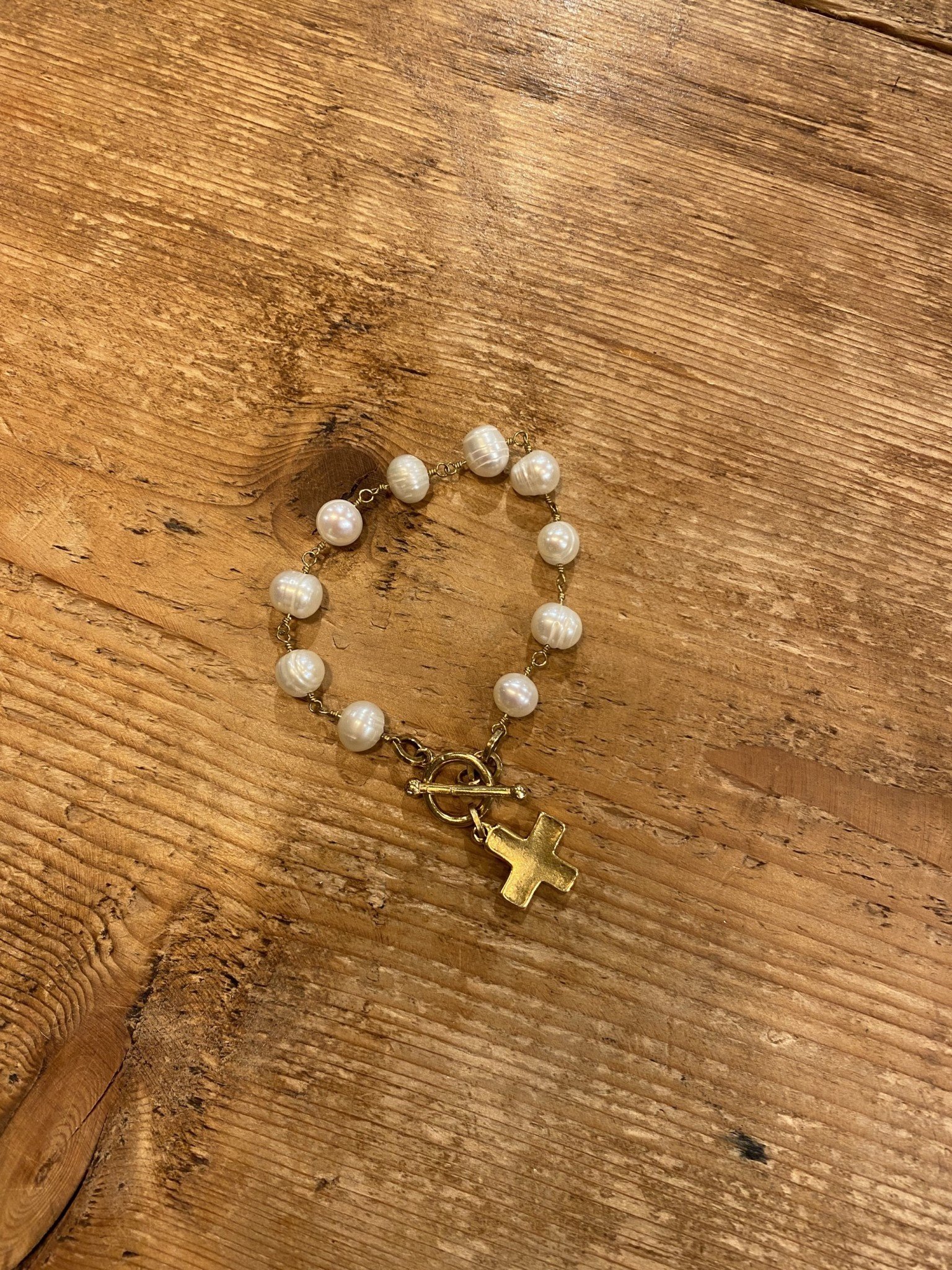 Pearls of Faith Cross Bracelet
