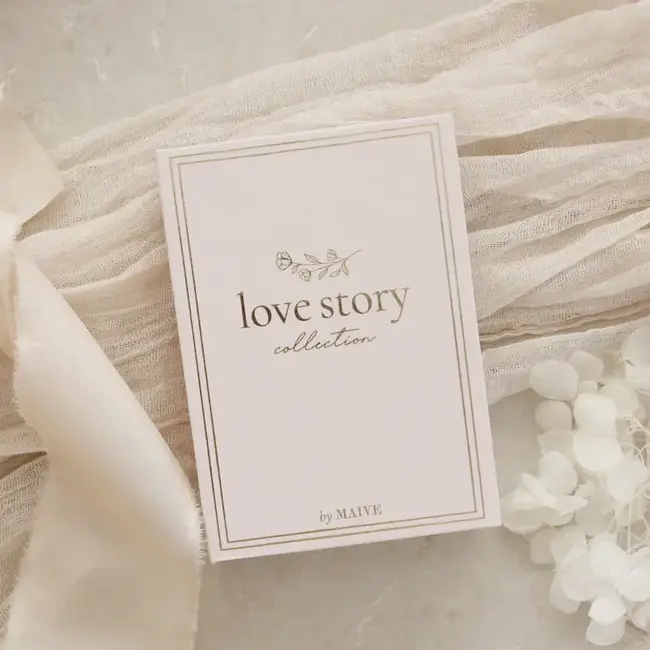 Oval Engraved Cross Ring -