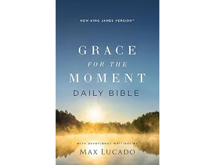 Grace for the Moment Daily Bible, Softcover, Comfort Print, NJKV