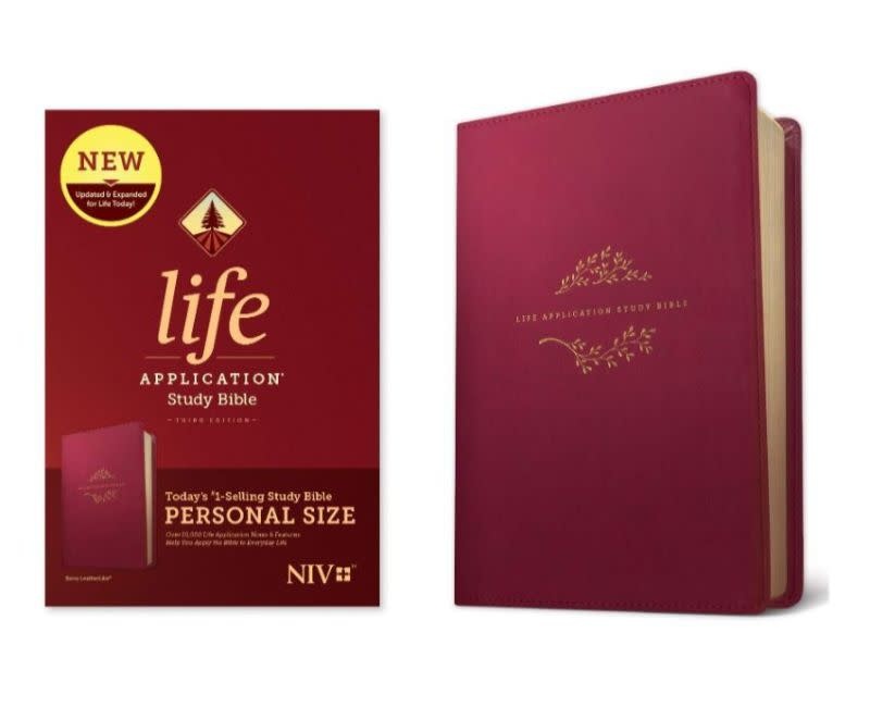 NIV Life Application Study Bible 3rd Ed., Pers. Size Leatherlike Berry