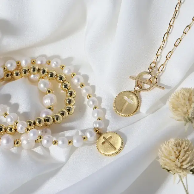 Pearl with Cross Bracelet
