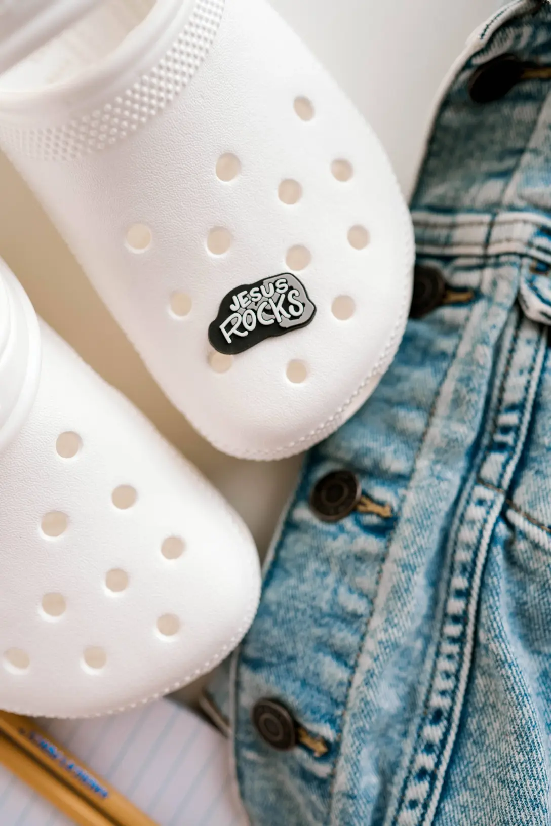 Jesus Rocks Shoe Charm